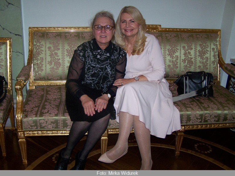 n_100_8865.jpg